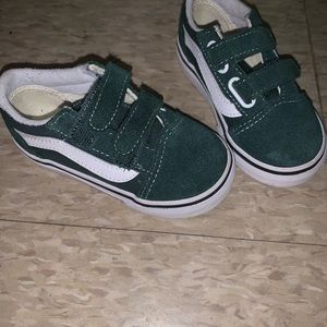 Toddlers size 6 vans
